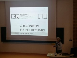 "Z technikum na politechniki"
