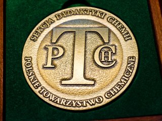 Wyróżnienie Polskiego Towarzystwa Chemicznego dla nauczyciela Budowlanki