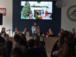 Spotkanie z kolędami i tradycjami świątecznymi różnych krajów