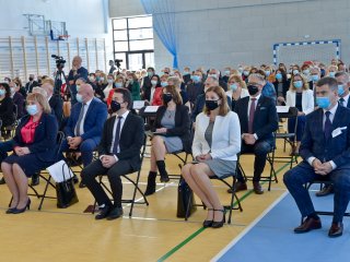 Uroczyste otwarcie wyremontowanej hali sportowej