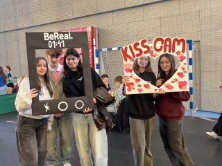 Dni Otwarte w obiektywie Kiss Cam i BeReal!