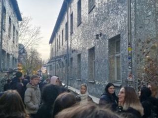 Wyjazd klas 4c i 4b LO do Łodzi