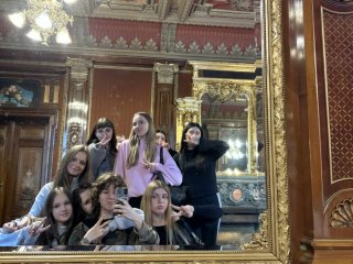 Wyjazd klas 4c i 4b LO do Łodzi