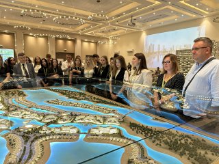 Uczniowie ZSBiO z wizytą u dewelopera Sobha Realty w Dubaju!