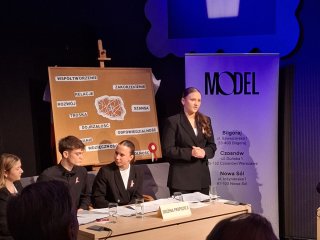 Pierwsze miejsce ZSBiO w Mistrzostwach Debat Oksfordzkich