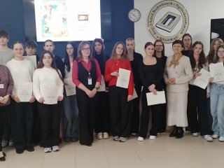 Uczniowie ZSBiO czytają poezję w oryginale