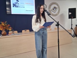 Uczniowie ZSBiO czytają poezję w oryginale