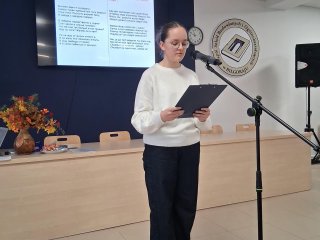 Uczniowie ZSBiO czytają poezję w oryginale
