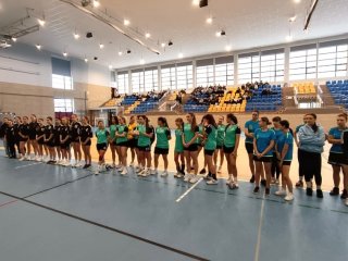 Reprezentacja dziewcząt ZSBiO w półfinale Wojewódzkiej Licealiady w  piłce ręcznej