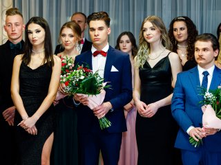 Studniówka 2022