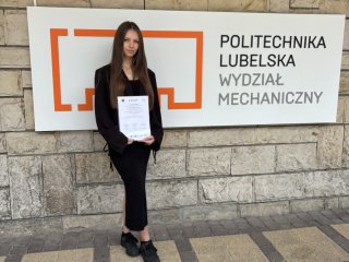 Tytuł laureata i podium w kraju dla uczennicy klasy IVaTB