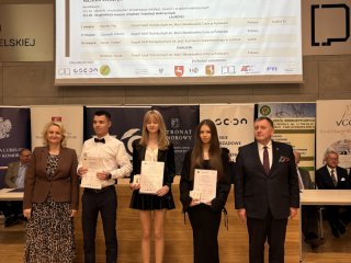 Tytuł laureata i podium w kraju dla uczennicy klasy IVaTB